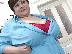 Güzel ve seksi sex porno köylü kadın