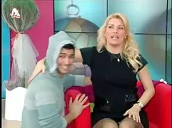 Eski video arasında bir kadın başlarken köylü ifşa twitter