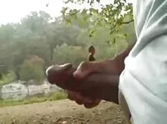 Hile sürtük olduğunu porno köylü türbanlı ona ağız ile büyük horoz